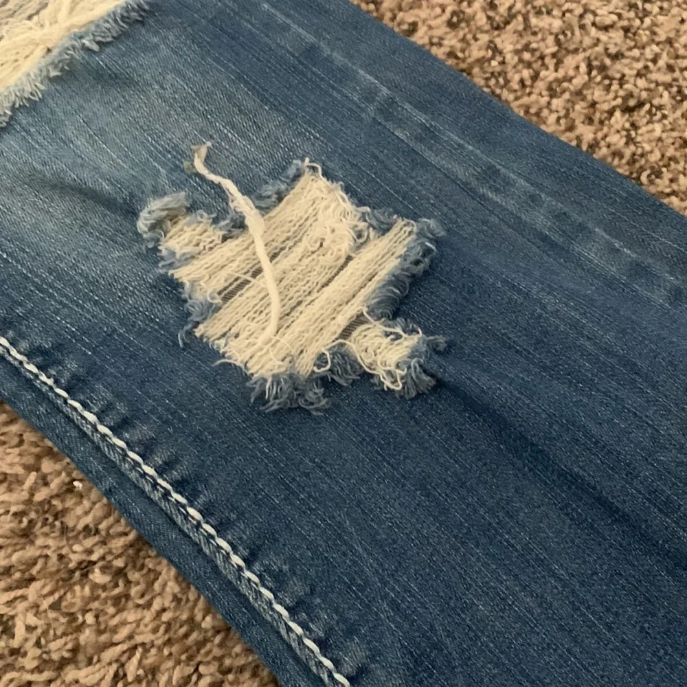 Size 6 ripped flare blue jeans - Picture 4 of 7
